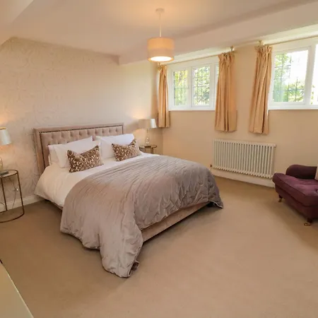 Scalby Grove * Scarborough