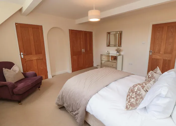 Scalby Grove * Scarborough