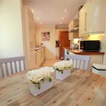 Holiday home Scalby Grove
